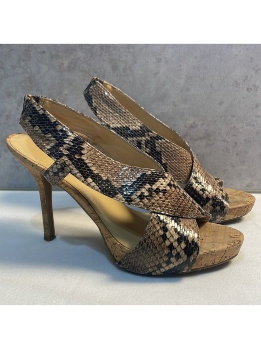 NINE WEST Snakeskin Cork Bottom 4”‎ Heels Crossover Straps Sandals Classic 8.5M